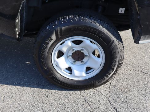 Used 2022 Toyota Tacoma SR RWD image 40