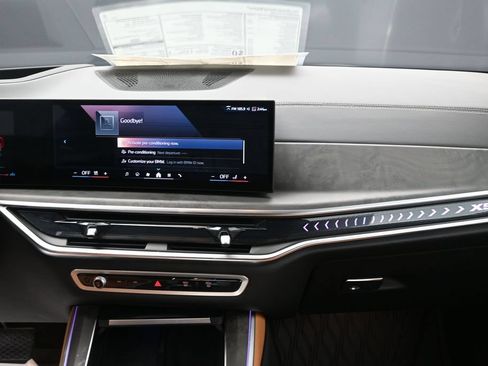 Certified 2026 BMW X5 sDrive40i w/ Climate Comfort Package RWD image 16