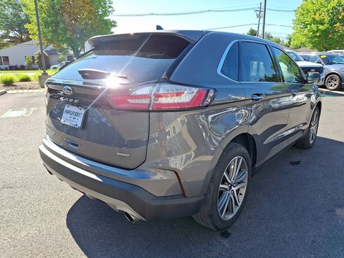 Used 2022 Ford Edge Titanium AWD/4WD image 5