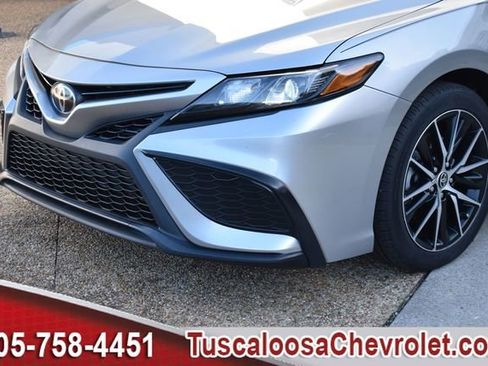Used 2021 Toyota Camry SE image 36