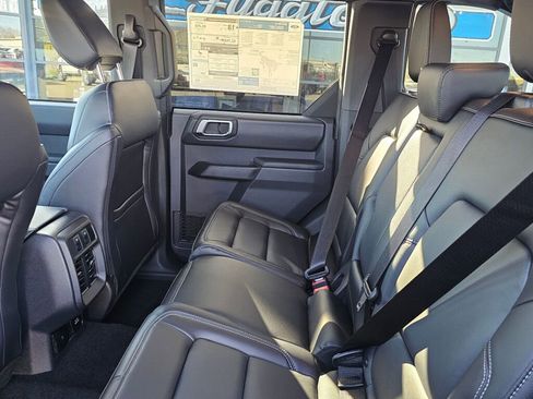 New 2026 Ford Bronco Outer Banks AWD/4WD image 9