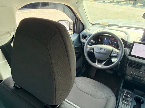 Used 2025 Ford Maverick XL w/ Equipment Group 102A AWD/4WD image 13