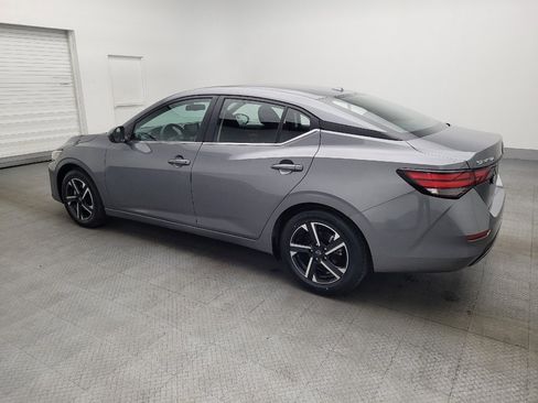 Used 2024 Nissan Sentra SV image 3