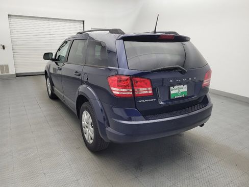 Used 2020 Dodge Journey SE w/ SE Popular Equipment Group FWD image 5