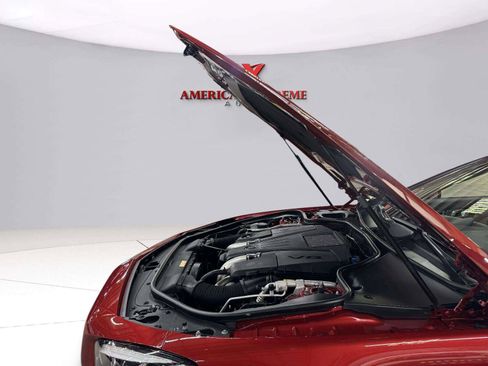 Used 2018 Mercedes-Benz SL 550 image 54