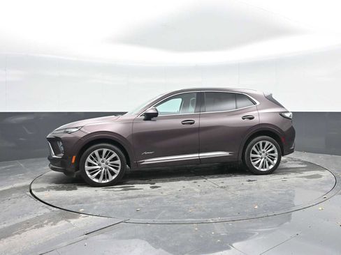 Used 2024 Buick Envision Avenir image 3