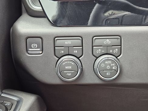 New 2026 Chevrolet Silverado 1500 RST w/ RST Select Package AWD/4WD image 23
