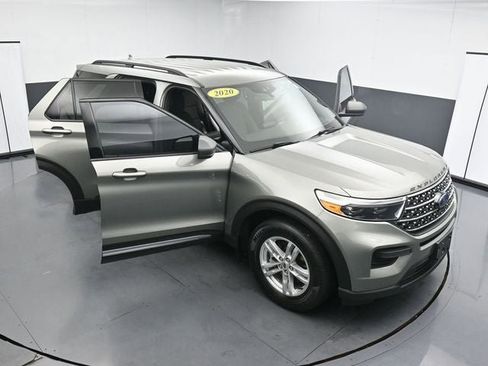 Used 2020 Ford Explorer XLT w/ Comfort Package AWD/4WD image 36