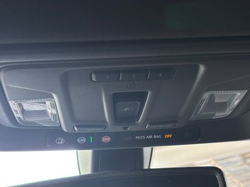 Used 2021 GMC Sierra 1500 SLT image 7