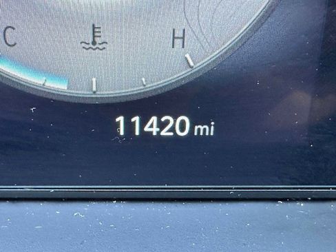 Used 2023 Hyundai Tucson Limited image 37