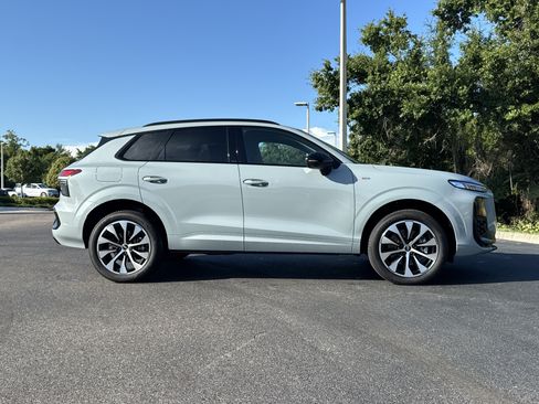 New 2026 Audi Q3 quattro 2.0T AWD/4WD image 3