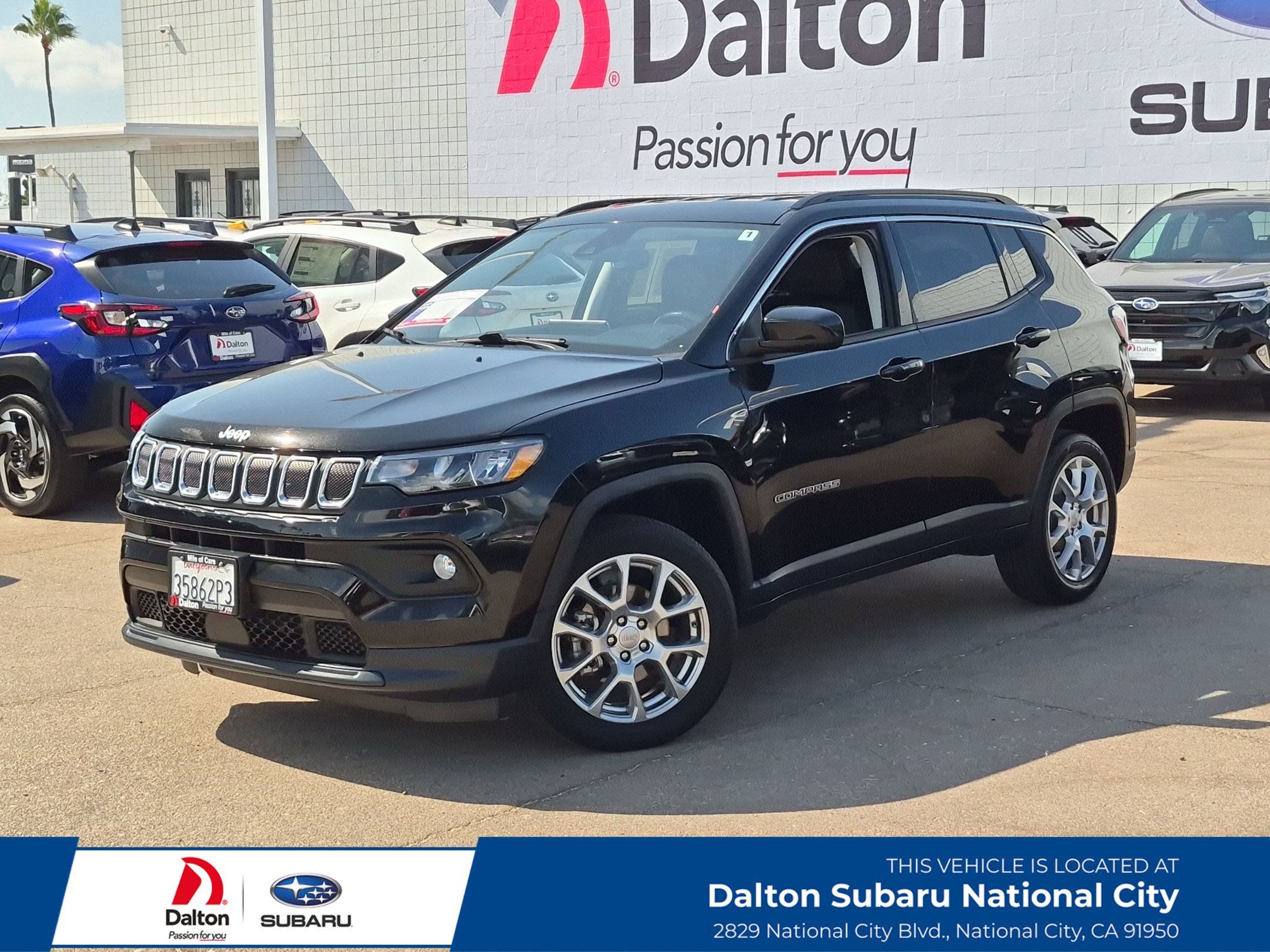 Used 2022 Jeep Compass Latitude AWD/4WD image 1