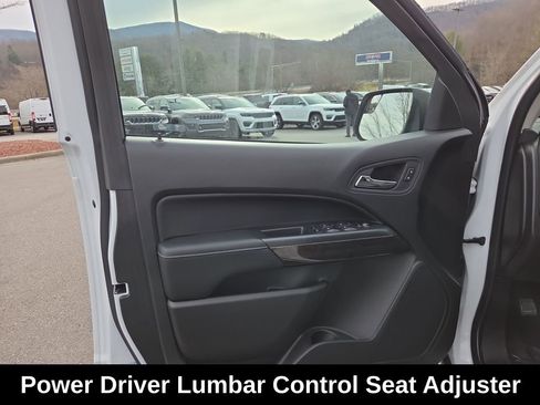 Used 2022 GMC Canyon Elevation w/ Elevation Premium Package image 13