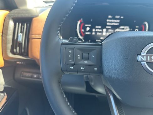New 2026 Nissan Pathfinder Platinum AWD/4WD image 16