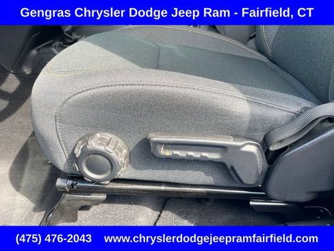 Certified 2025 Jeep Wrangler Unlimited Sahara AWD/4WD image 48