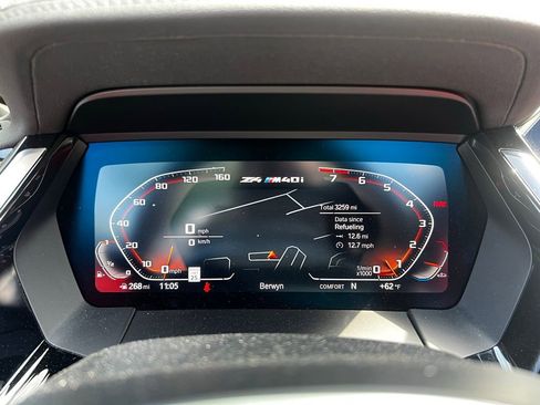 Used 2025 BMW Z4 M40i w/ Edition RWD image 17