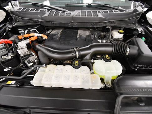 Used 2023 Ford F150 Lariat w/ Equipment Group 502A High AWD/4WD image 12