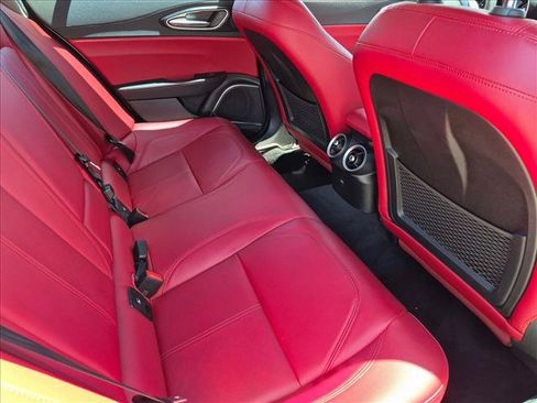Used 2021 Alfa Romeo Giulia Sprint w/ Active Assist 1 Package RWD image 19