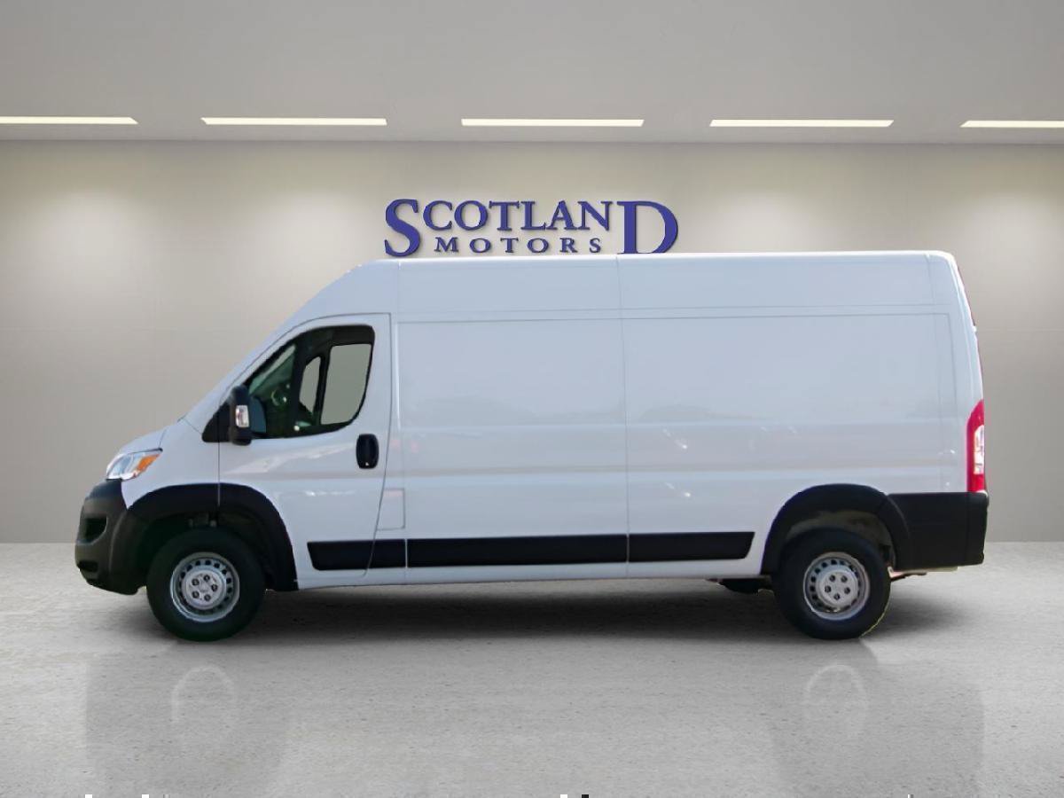 Used 2025 RAM ProMaster 2500 FWD image 1