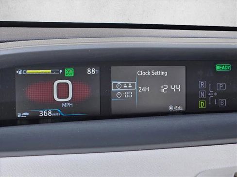 Used 2022 Toyota Prius LE FWD image 15