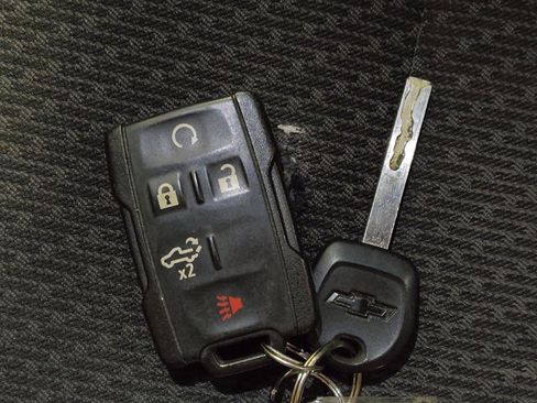 Used 2020 Chevrolet Silverado 1500 Custom w/ Custom Value Package image 32