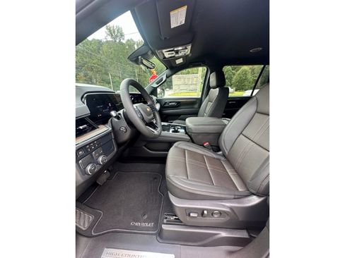 New 2026 Chevrolet Tahoe High Country image 16