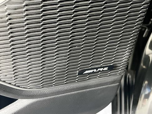 Used 2023 Jeep Grand Cherokee L Limited image 18