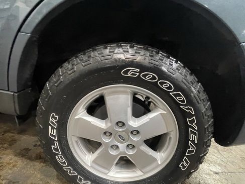 Used 2012 Ford Escape XLT image 31