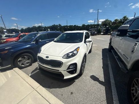 Used 2021 Kia Sportage EX FWD image 2