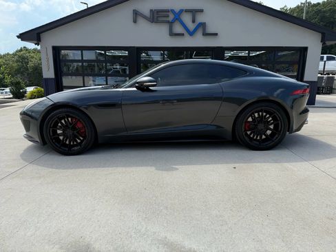 Used 2015 Jaguar F-TYPE R image 6