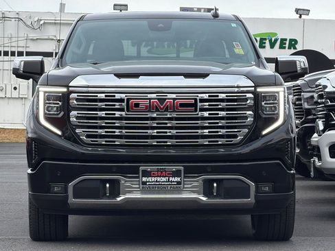 Used 2023 GMC Sierra 1500 Denali w/ Denali Reserve Package image 8