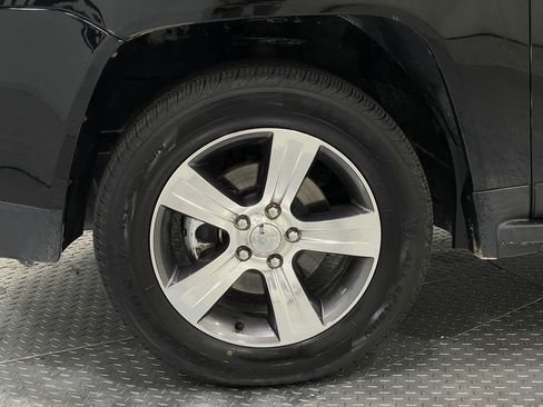 Used 2017 Jeep Compass High Altitude image 34