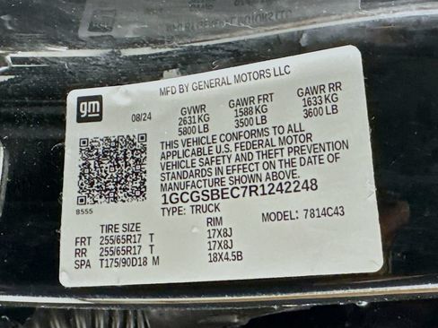 Used 2024 Chevrolet Colorado W/T RWD image 19