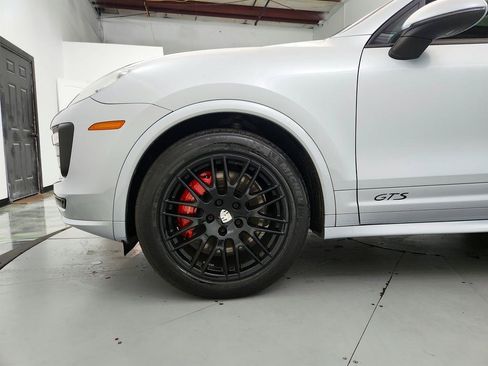 Used 2016 Porsche Cayenne GTS AWD/4WD image 29