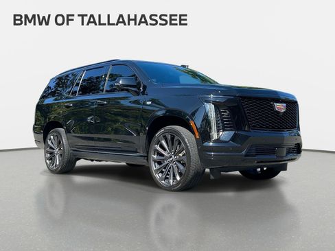 Used 2025 Cadillac Escalade Sport AWD/4WD image 4