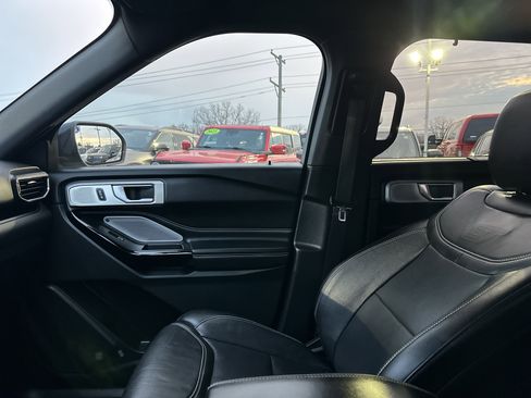 Used 2021 Ford Explorer ST w/ Equipment Group 401A image 21