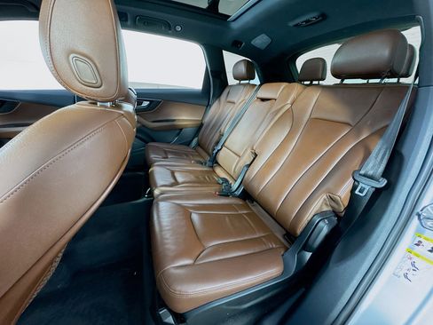 Used 2019 Audi Q7 3.0T Premium Plus w/ Premium Plus Package image 24