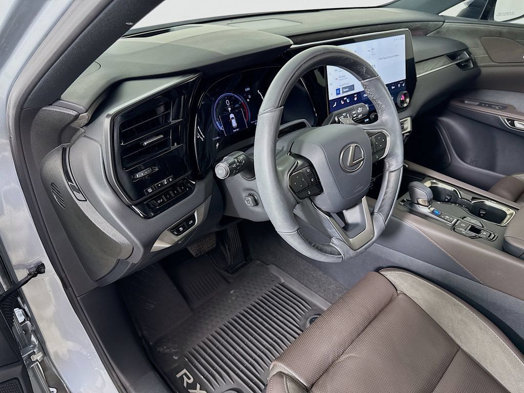 Used 2023 Lexus RX 350 FWD w/ Accessory Package (Z1) image 9