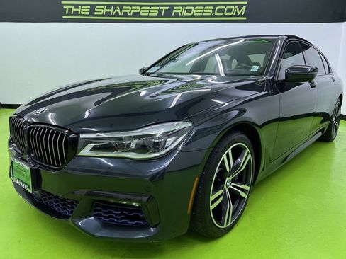 Used 2018 BMW 750i xDrive AWD/4WD image 5