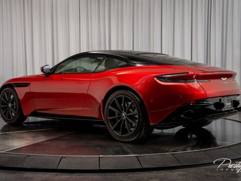 Used 2020 Aston Martin DB11 AMR image 15