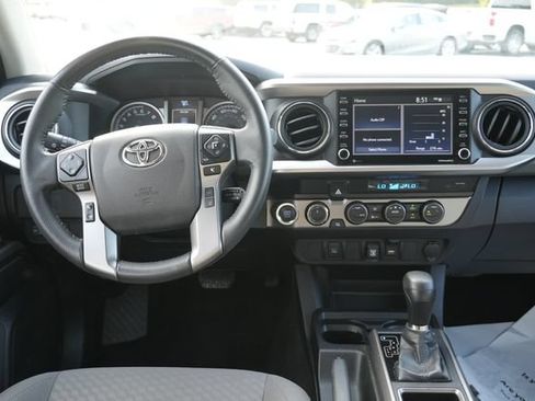 Used 2023 Toyota Tacoma SR5 AWD/4WD image 19