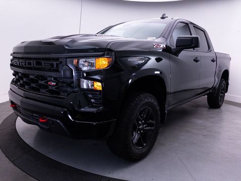 Used 2024 Chevrolet Silverado 1500 Custom Trail Boss AWD/4WD image 16
