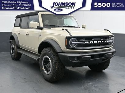 New 2025 Ford Bronco Outer Banks w/ Sasquatch Package