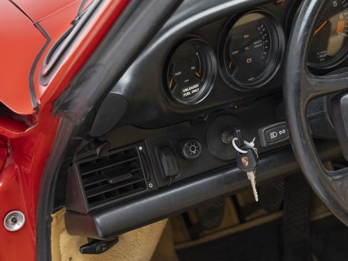 Used 1987 Porsche 911 Carrera image 8