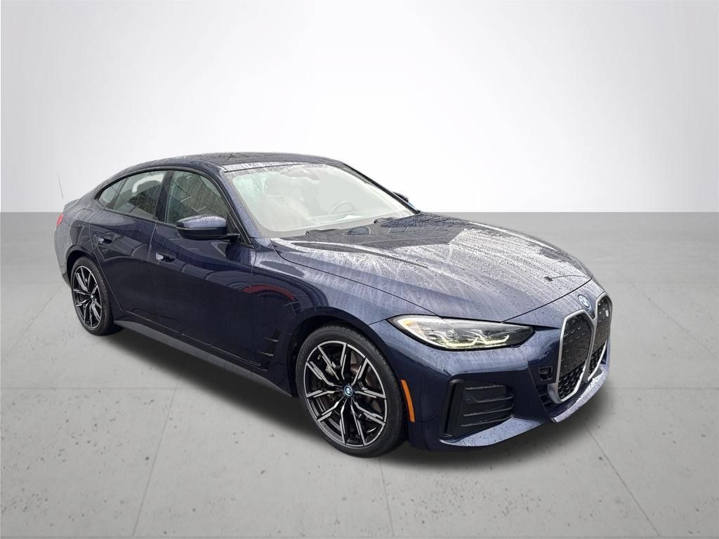 Used 2022 BMW i4 eDrive40 w/ M Sport Package RWD image 4