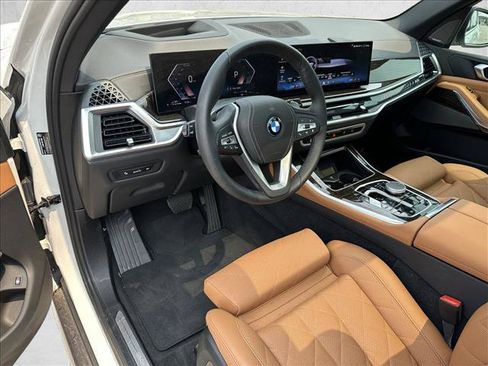 Used 2026 BMW X5 xDrive50e AWD/4WD image 8
