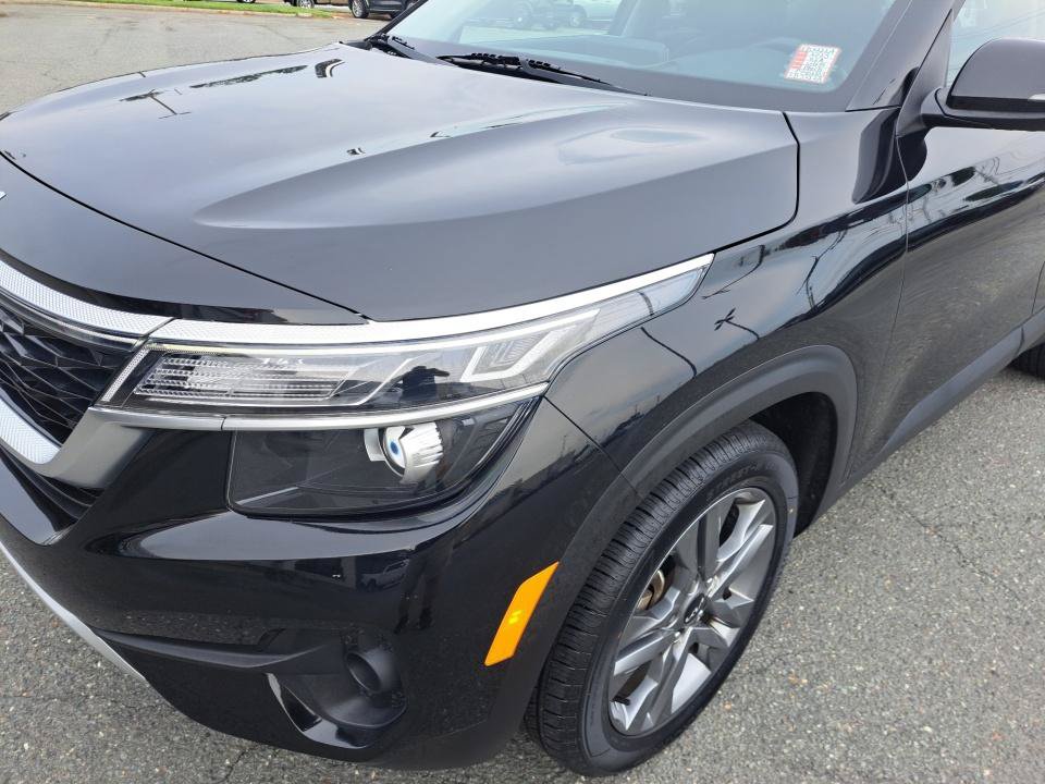 Used 2023 Kia Seltos S FWD image 27