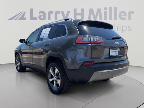 Used 2020 Jeep Cherokee Limited FWD image 3