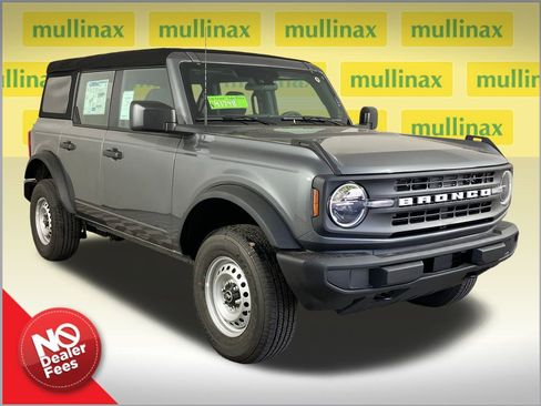 New 2025 Ford Bronco 4-Door image 1