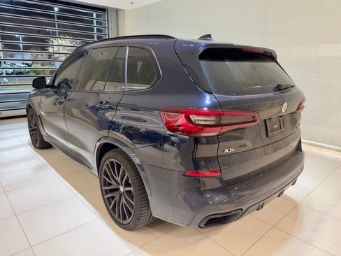 Used 2022 BMW X5 M50i w/ Executive Package image 4